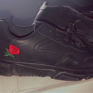 Black with red roses size US 8